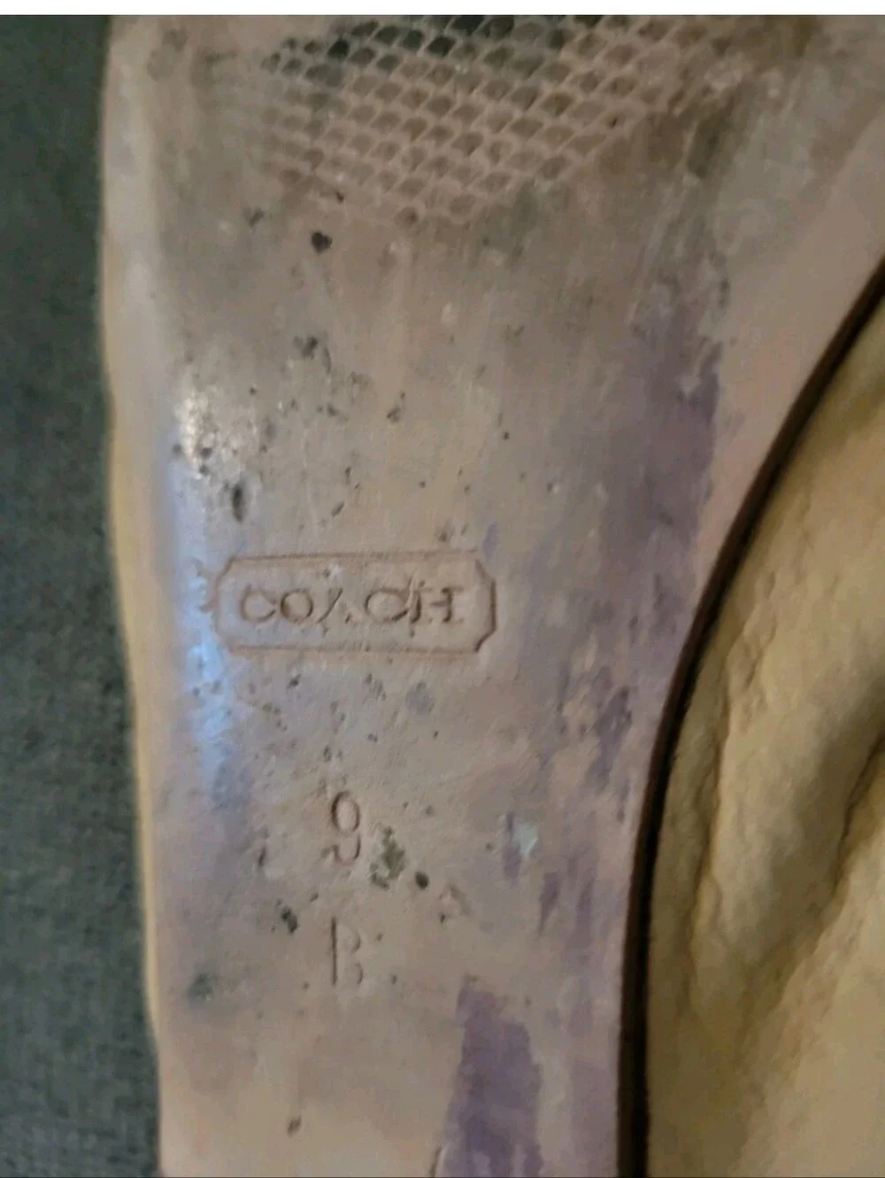 Vintage Y2k Coach Suede Leather Ballet Flats Ariza Khaki Tan Fringe Medallion 9